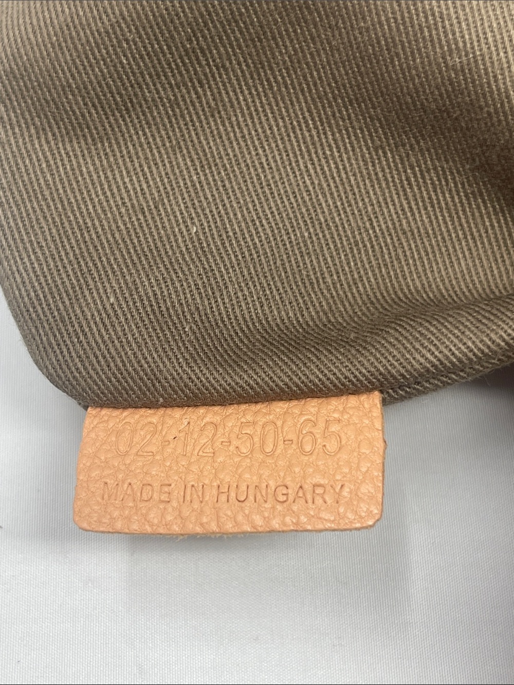 Chloé Elsie 2-way leather Bag - Picture 12 of 13